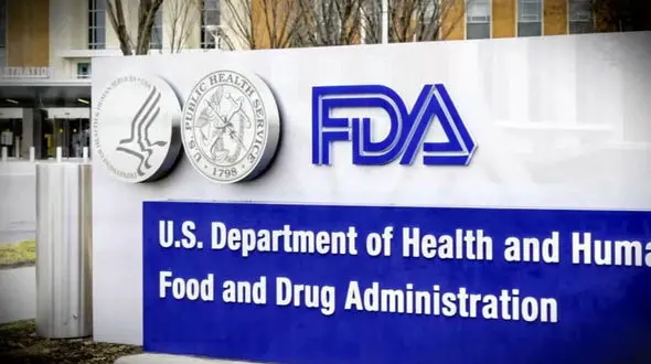 واکسن کرونای فایزر- بیونتک توسط کمیته مشورتی FDA تائید شد