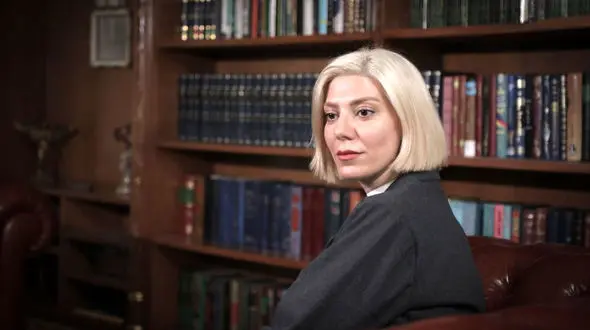 تغییر چهره بهت آور «شارلوت» سریال گاندو بعد 5 سال + عکس های جذاب و بیوگرافی