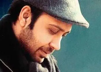 دانلود آهنگ محسن چاوشی / به نام  عزیزدلم پریشونمو به زیبایی تو فکر میکنم + متن کامل