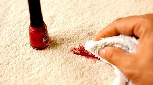 نسخه خانگی برای پاک کردن لکه لوازم آرایش از روی لباس