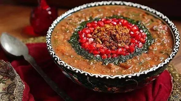 طرز تهیه آش انار پاییزی؛ آشی خوشرنگ و خوشمزه برای شب یلدا