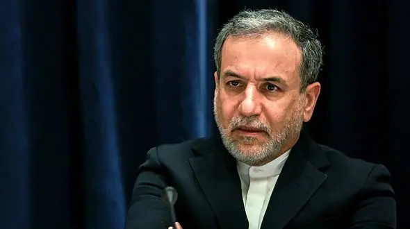 عراقچی وارد اسلام‌آباد شد