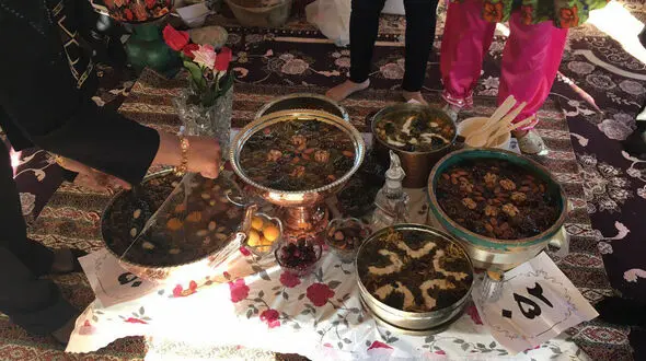 رقابت آشپزها در جشنواره ملی آش ایرانی زنجان