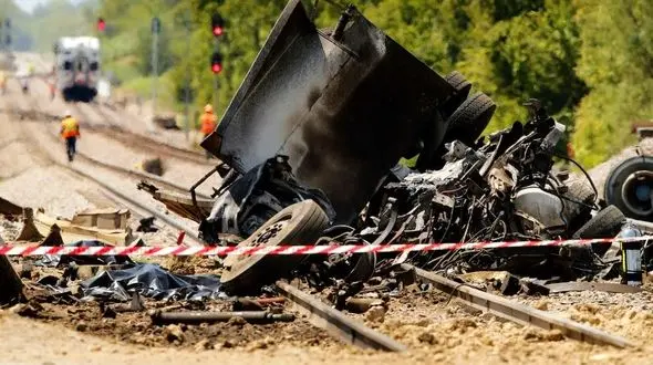 تصادف مرگبار 2 قطار