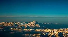 فیلم / دماوند سرانجام سفیدپوش شد / زمستان از راه رسید