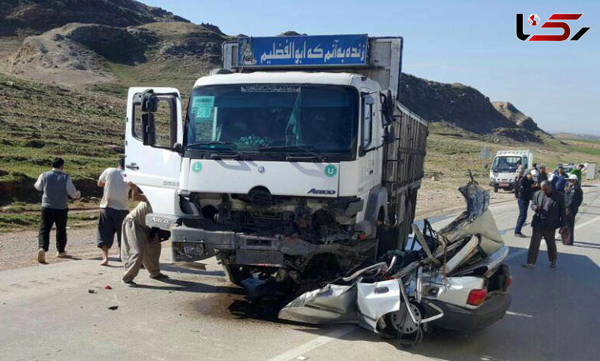 2 برادر جوان با پراید زنده زنده زیر چرخ های کامیون بنز رفتند 