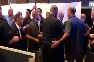 نتانیاهو از ترس شلیک موشک‌های ایران و حزب‌الله کنفرانس خبری را نیمه کاره رها کرد