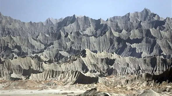 تصاویری حیرت انگیز از کوه های مریخی در ایران!
