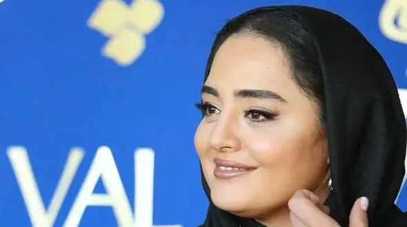  لباس عجیب نرگس محمدی در عروسی دوستش / خانم چه ستی ام کرده لباساشو با گوشواره هاش 