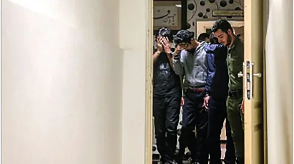 شلیک های پلیس مشهد به فرار مجرمان پایان داد

