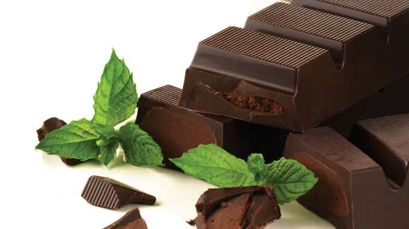 تاثیر شکلات در پیشگیری از ابتلا به بیماری‌های پوستی