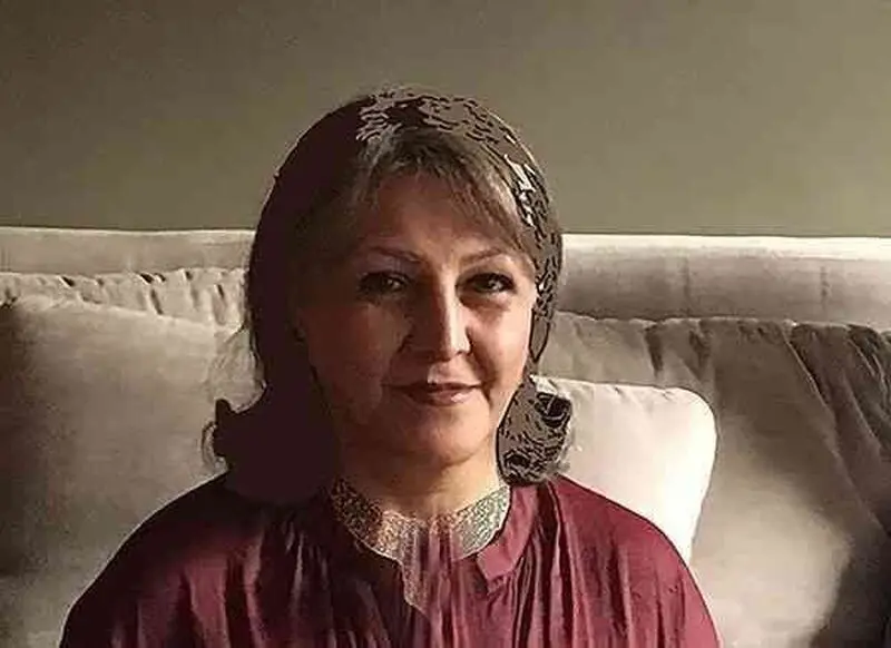آزاده صمدی و مادرش
