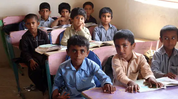 سال تحصیلی قطعا ۱۵ شهریور ماه آغاز می شود 