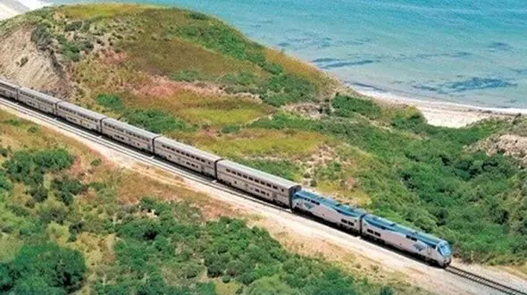 فیلم/ نمای شگفت‌انگیز از قطار مسافربری رشت 