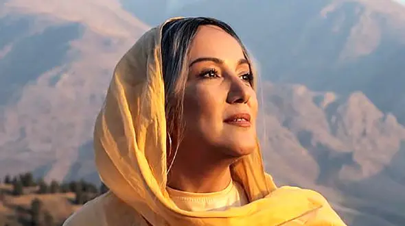 عکس بعید از پانته آ بهرام / خانم بازیگر از دست رفت!