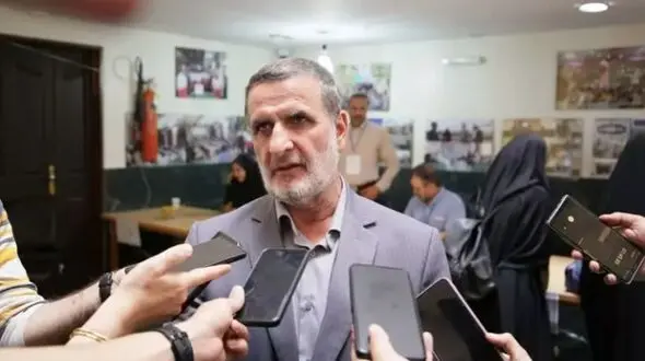 رئیس ستاد انتخابات استان اصفهان: انتخابات ذیل چهار راهبرد مقام معظم رهبری در حال اجرا است/ شور و حال خوبی در شعب اخذ رای وجود دارد