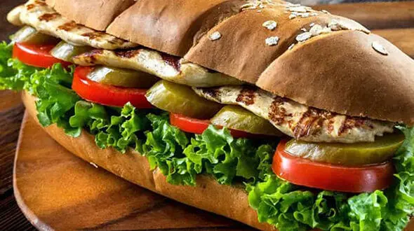 از ساندویچ ژامبون با چیپس و پنیر تا فطیر گوشت