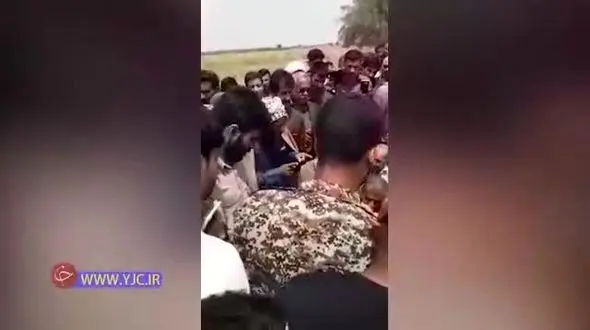 
صحبت های بغض‌آلود مرد خوزستانی با سردار سلیمانی +فیلم
