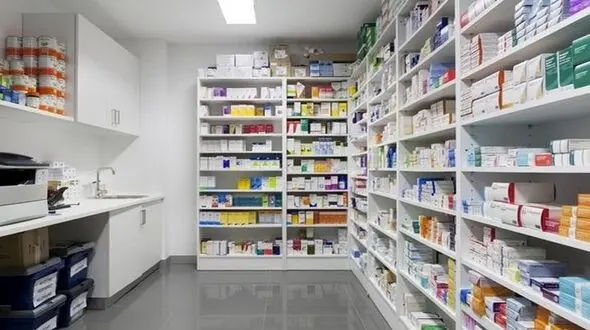 عدم ثبت اطلاعات داروخانه های بخش بستری بیمارستان ها در سامانه تیتک / مسیرهای مختلف نشت دارو به بازار سیاه