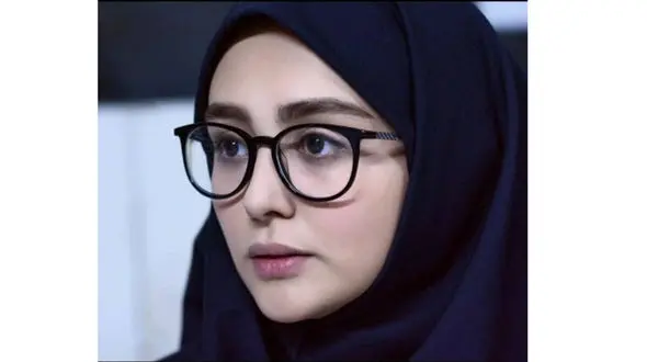 زیبایی عروسکی دختر خنگ صدا و سیما  / در ترکیه از این رو به اون رو شد ! + عکس های هوش پران