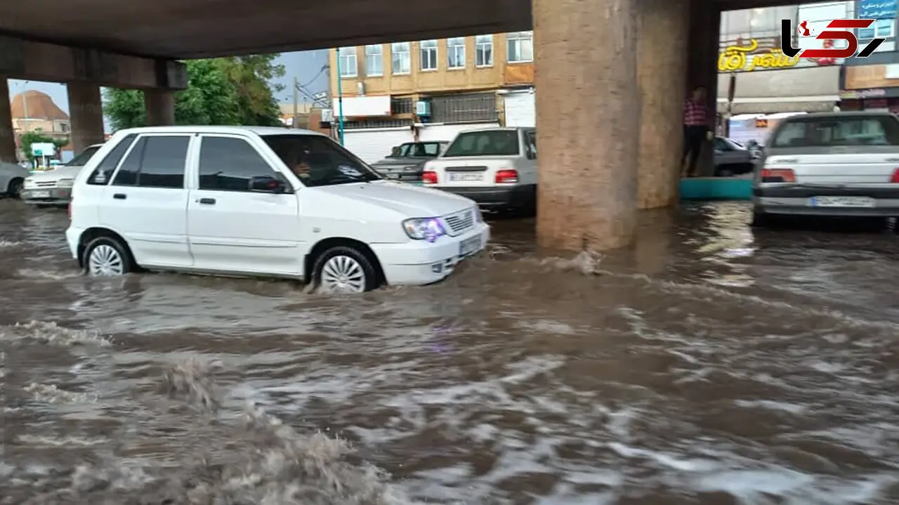 آبگرفتگی شدید در  خیابان‌های یزد 