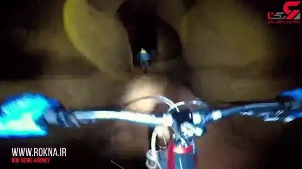 لحظه دوچرخه سواری دیوانه وار در معدن متروکه + فیلم