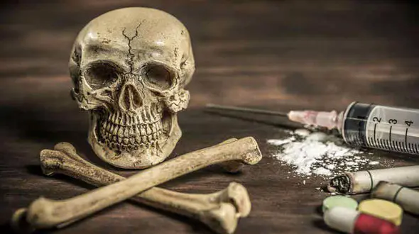 کشف محموله فوق سری در تشک و خرما قبل از رسیدن به انگلیس / در گمرک ایران فاش شد 