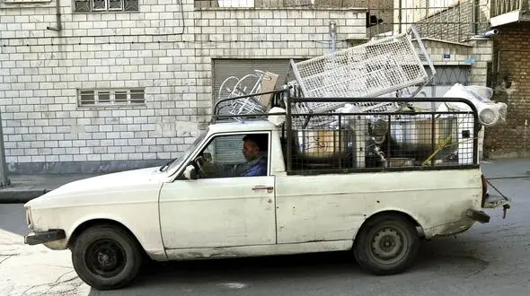 کاسبان پر سر و صدایی که هیچ روز تعطیلی ندارند/ شماره پلاک وانتی های دوره گرد را به پلیس و شهرداری گزارش کنید! + فیلم