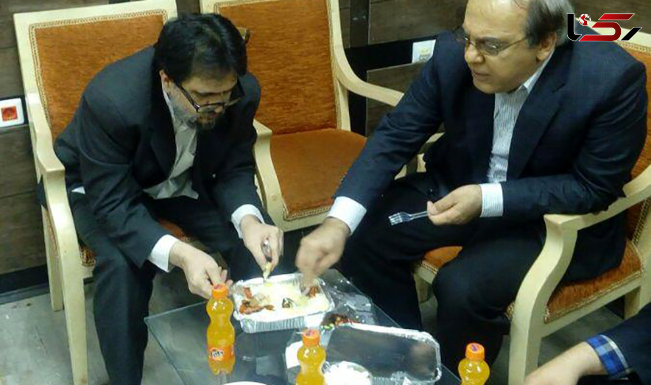 شام خوردن دو چهره مخالف سیاسی ایران در یک ظرف! +عکس