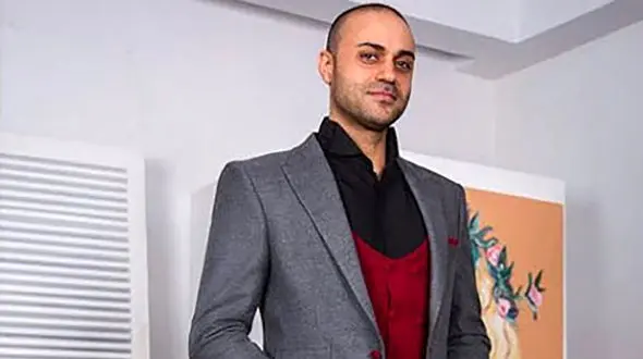 فیلم آواز بهشتی و اجرای بی‌نقص حامی در یک دورهمی ! / صدای جذابش وایرال شد !