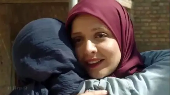 عکس| سفر زمان؛ چهرۀ «یاسمن وحدت» (سریال لحظه گرگ و میش) بعد از 7 سال در 34 سالگی / استایل متفاوت المیرا دهقانی خارج از سریال