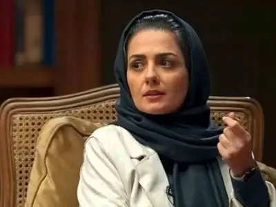 جشن تولد 43 سالگی بیتا سحر خیز در کنار دریا/21 آذر و یک سال دیگه هم گذشت / مبارکا باشه