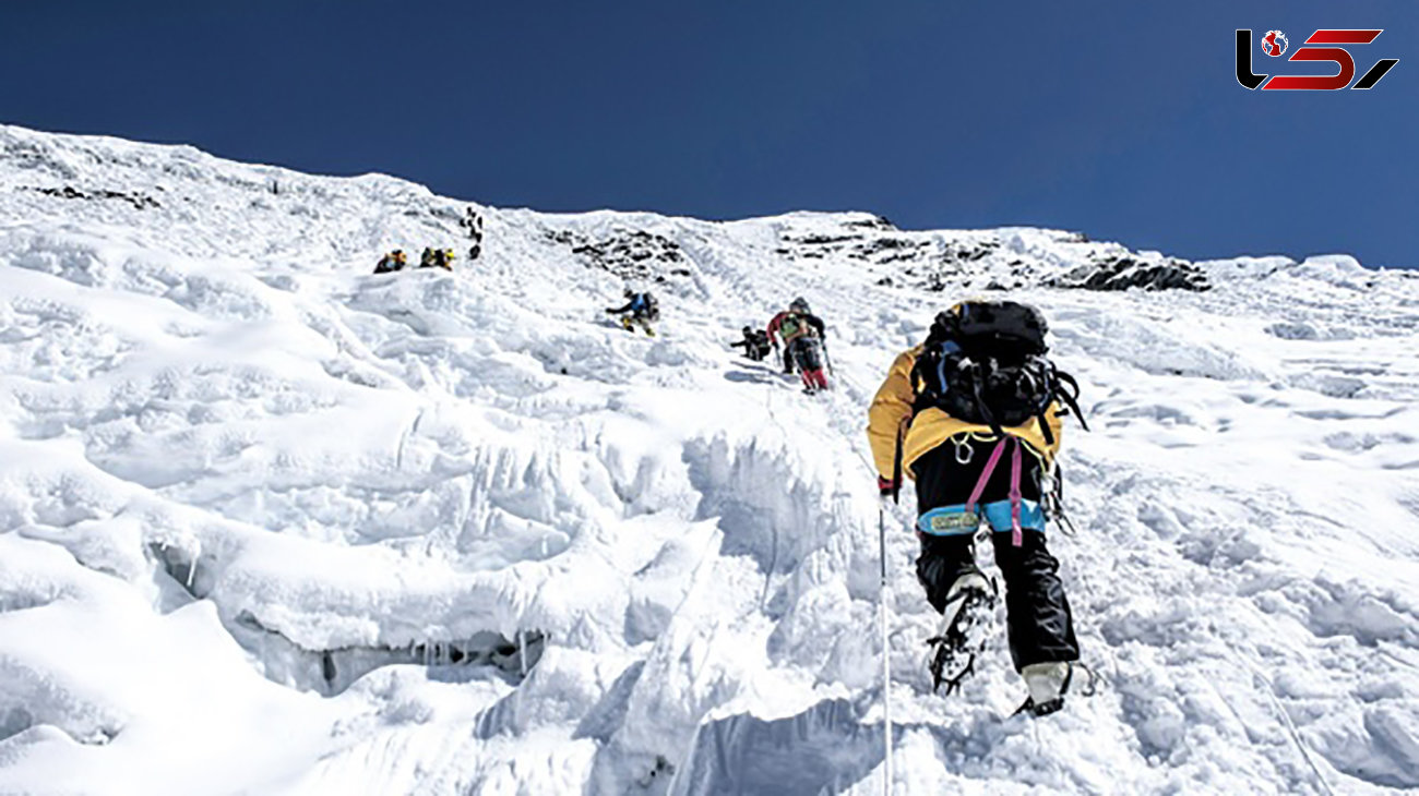 کشف جسد یخ زده 3 کوهنورد دفن شده زیر بهمن کوه رندوله + فیلم و جزییات