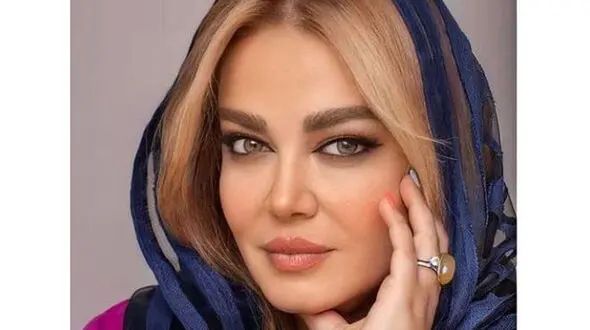 عکس ژست پر از عشوه بهاره رهنما با کلاه حمام ! / آخه این چه وضعشه ؟!