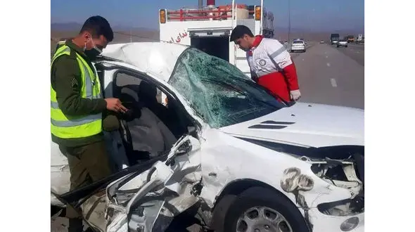 6 کشته و زخمی در تصادف زنجیره‌ای آزادراه کاشان - نطنز