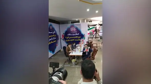 اولین ثبت نام کننده انتخابات 1400 کراواتی است + فیلم و عکس