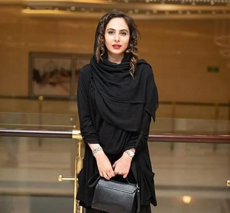رعنا آزادی ور