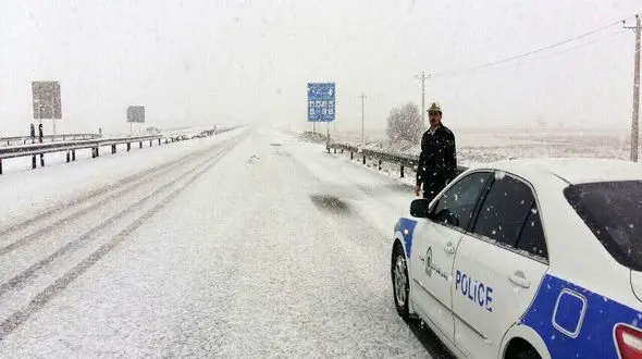 جاده کندوان و آزادراه تهران - شمال مسدود شد