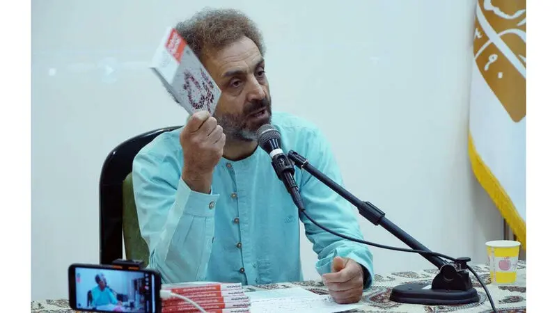 دکتر محسن رنانی ، استاد اقتصاد و پژوهشگر توسعه