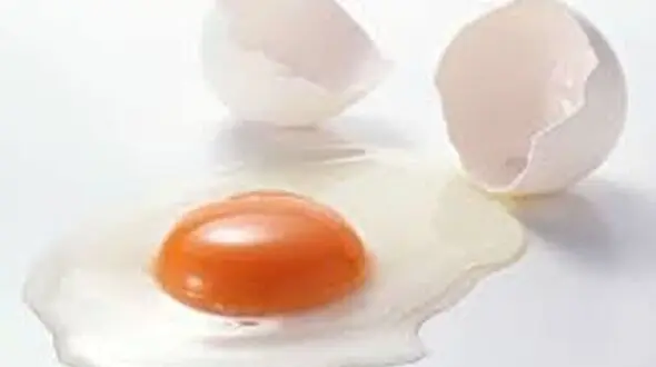 خمیر خانگی برای کاهش موهای پشت لب