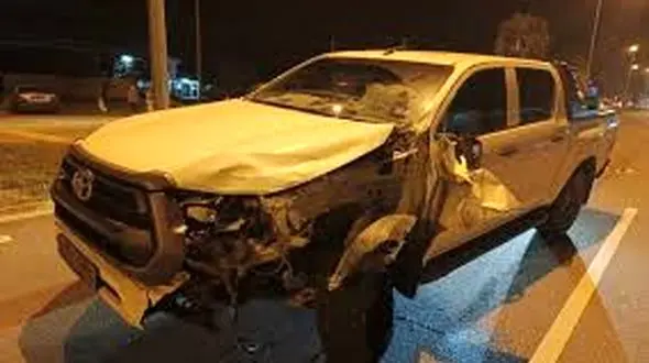 آیا می دانستید چنین درگیری هایی برخورد قانونی دارد / کل کل در رانندگی + فیلم