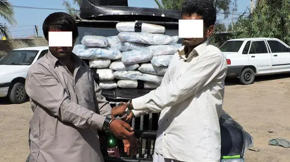 کشف 112 کیلو هروئین از سقف جیپ