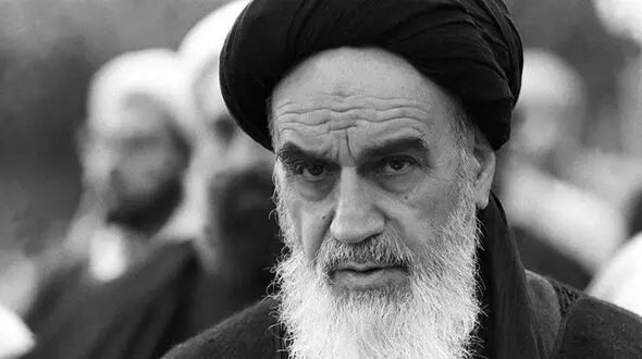 تصویری دیده نشده از دوران جوانی امام خمینی و کودکی آیت الله شبیری زنجانی