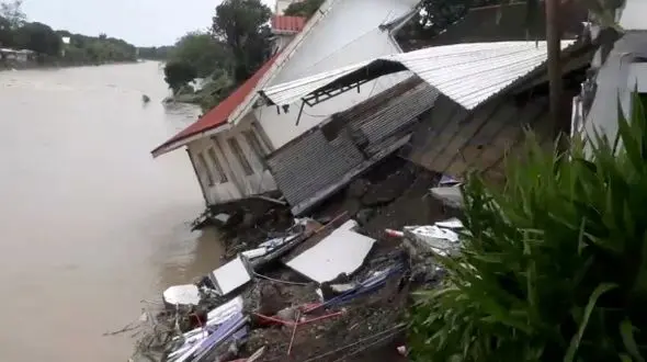 مرگ 85 نفر بعد از دهن باز کردن زمین در فیلیپین !+تصاویر