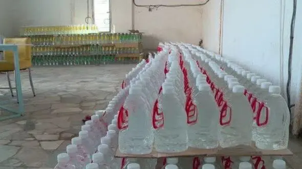 کشف کارگاه ساخت مشروبات الکلی