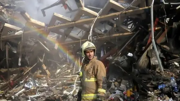 نماد آتش نشانان شهید در چهار راه استانبول نصب خواهد شد