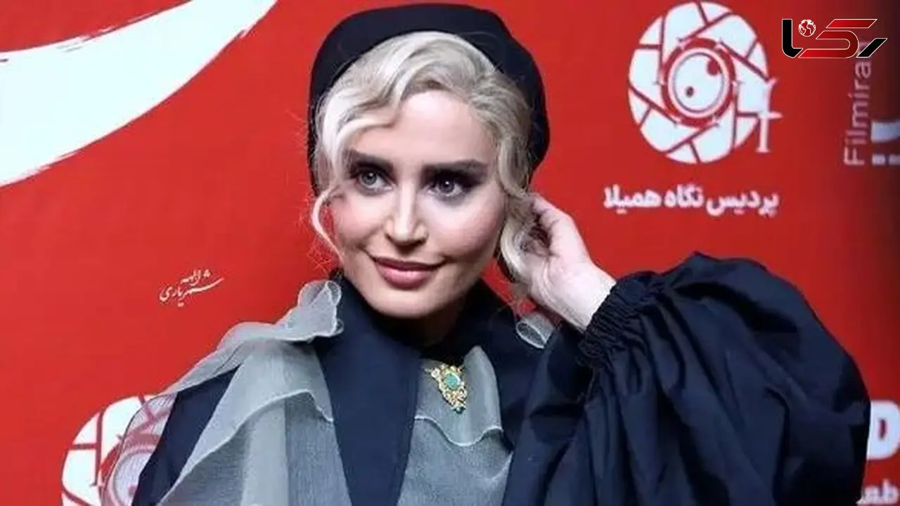 فیلم آواز شاد /  الناز شاکردوست دورهمی تو خونش گرفته دیوانه شدم میخونه با دف نوازی 