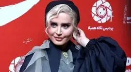 فیلم آواز شاد /  الناز شاکردوست دورهمی تو خونش گرفته دیوانه شدم میخونه با دف نوازی ...