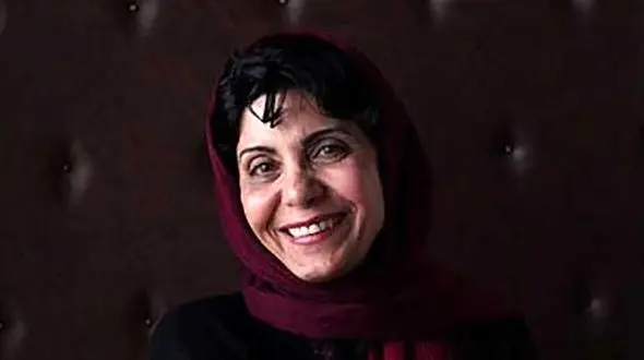 تغییر چهره نیره فراهانی خانم بازیگر سریال دلنوازان + عکس های جذاب و بیوگرافی