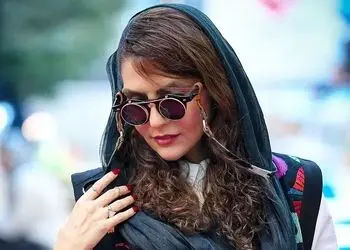 عکس / استایل خاص شیوا مکینیان در «جشنواره همام» ../ همه را مبهوت کرد